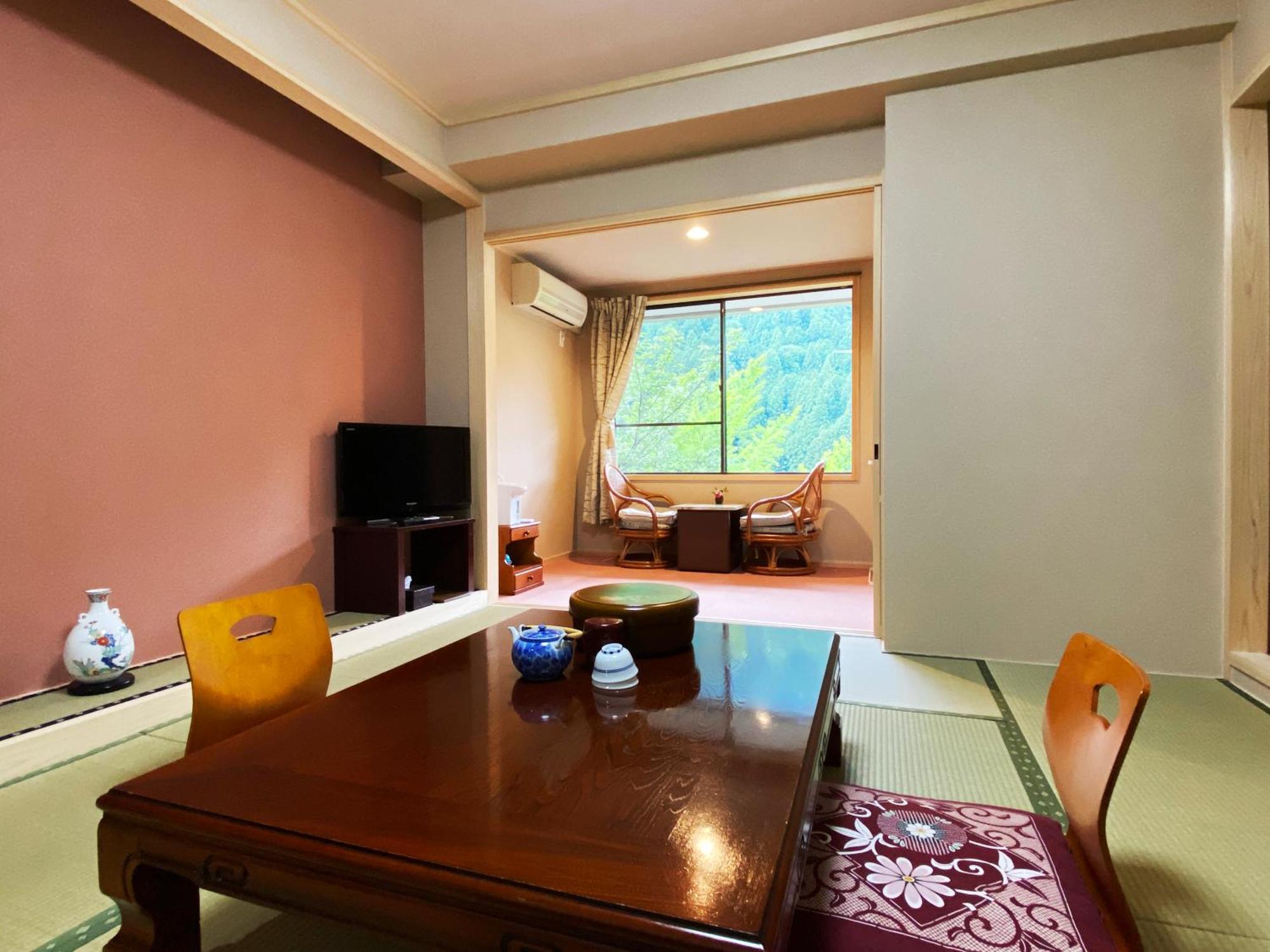 Kazuraya Miyoshi (Tokushima) Quarto foto